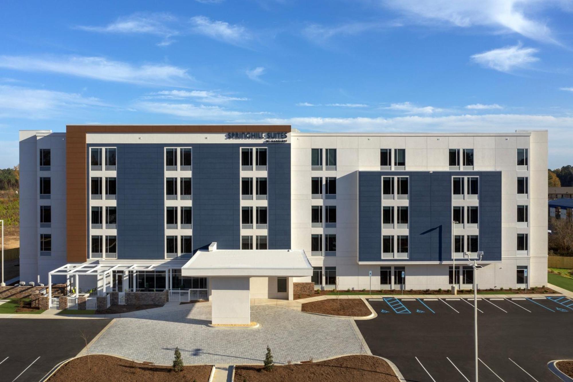 Springhill Suites By Marriott Fayetteville I-95 Bagian luar foto